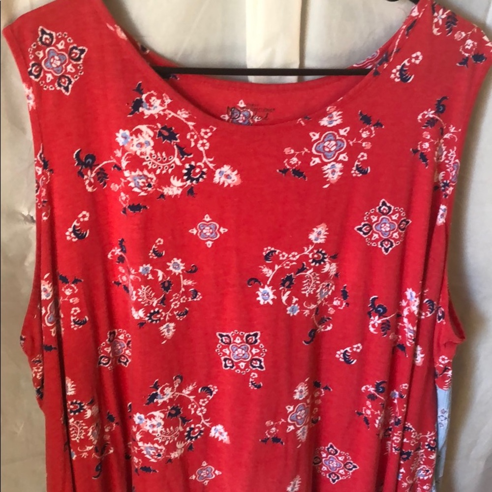 New Directions weekend sleeveless shirt